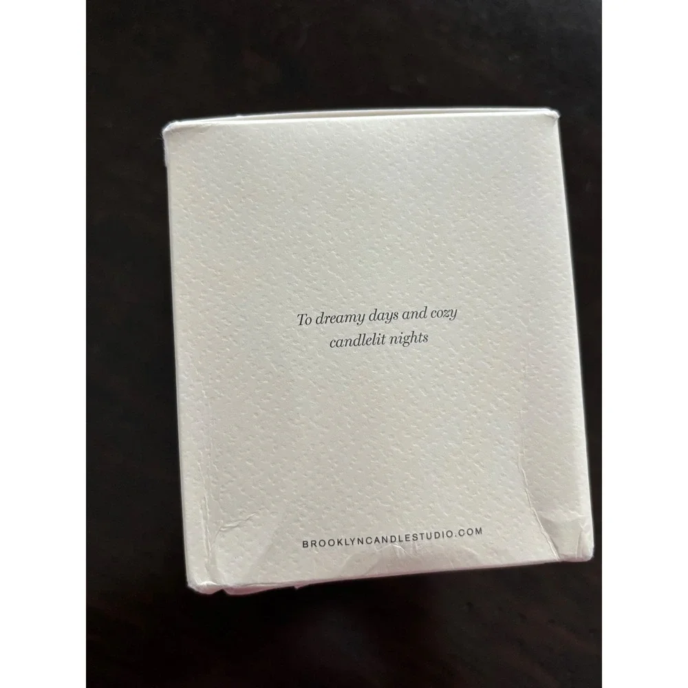 Brooklyn Candle Studio Shiso Leaf Soy Scented Candle 7.5oz Single Wick Cream